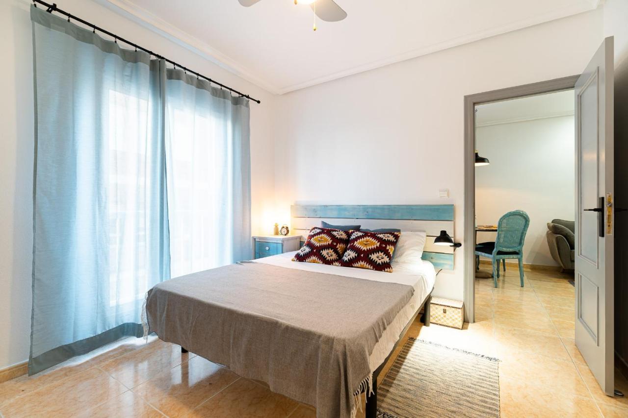 Apartamento Sunrise Apolo Torrevieja Exterior photo